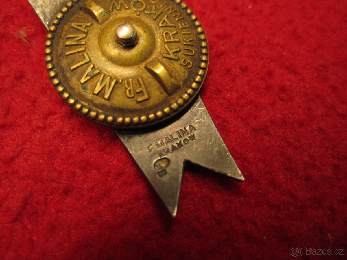 Pozustalost po letci. Kordik, vyznamenani, rumunska, polska. - 7