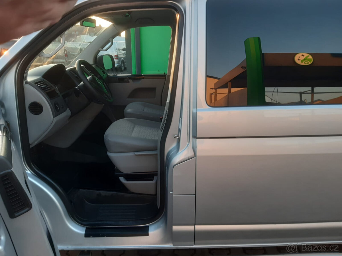 VW Transporter T5,1 2,0 103kw, mod.2010,5míst,long - 7