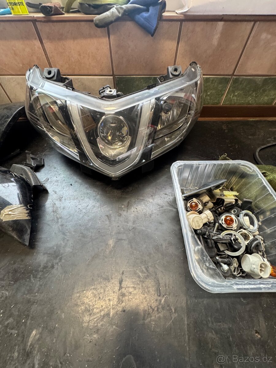 PIAGGIO X10 350 i - 7