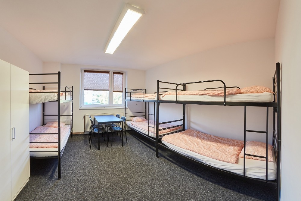 TRUTNOV Dálnice D11 Ubytování Trutnov - ubytování pro firmy - 7