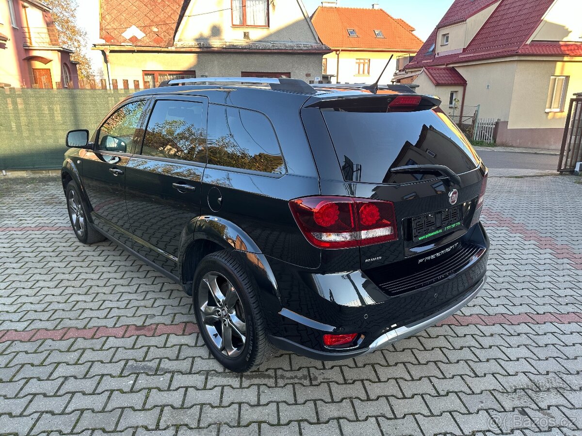 Fiat Freemont 2.0 125kW 2015 99253km CROSS 4x4 automat - 7