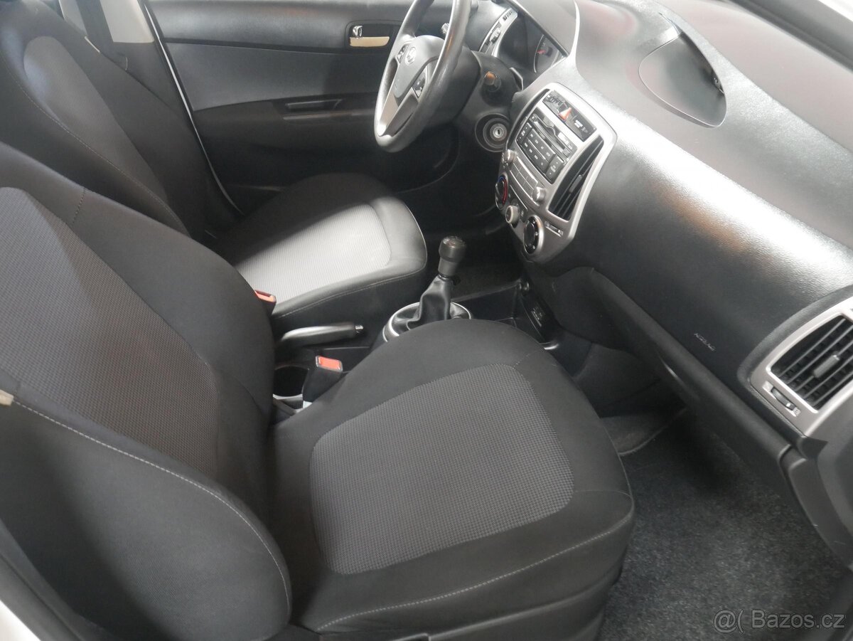 Hyundai I20 1.2i , 63 kW benzín, 2012 - 7