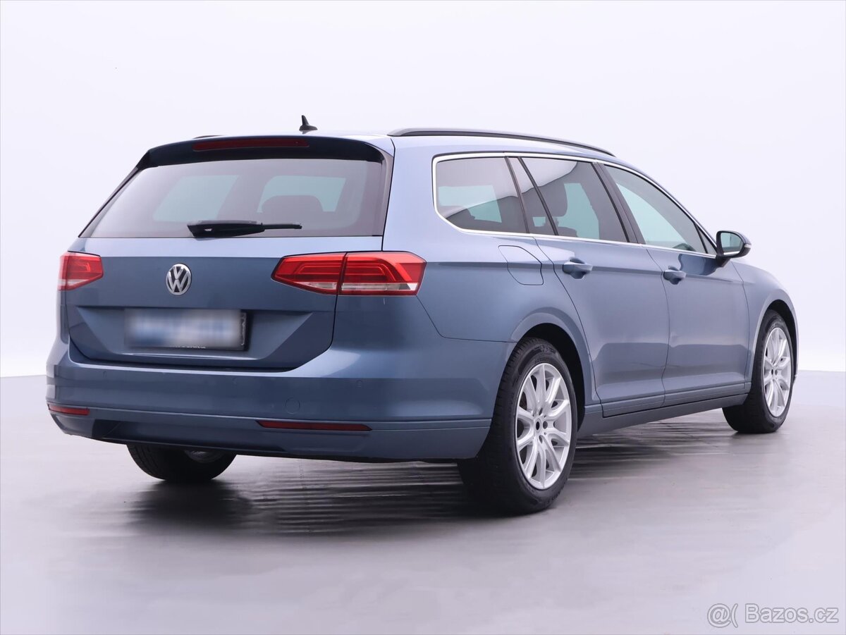 Volkswagen Passat 2,0 TDI 110kW CZ Comfortline (2015) - 7