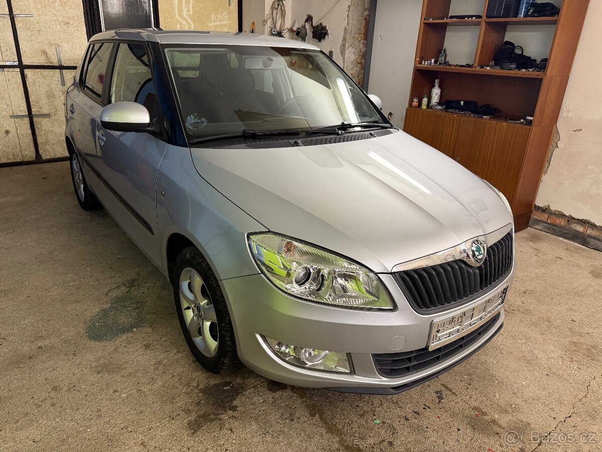 Nádherná ŠKODA FABIA FAMILY 63KW 2011 - TAŽNÉ ZAŘÍZENÍ - 7