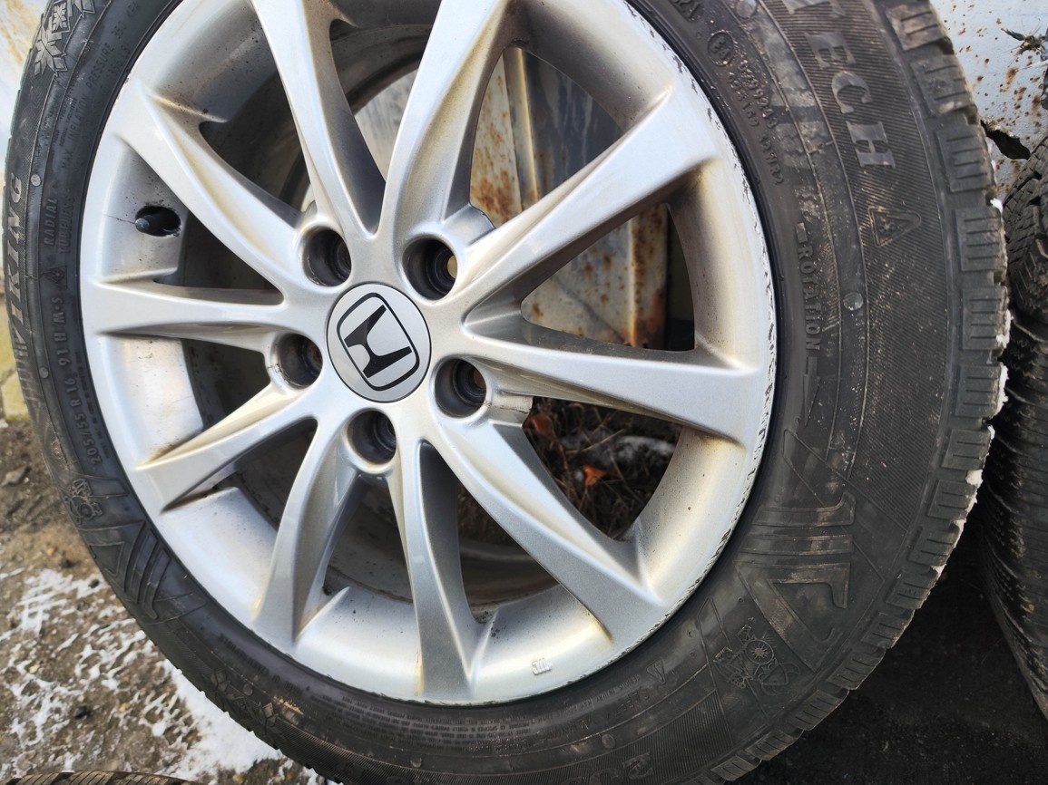16"zimní alu sada 5x114 origo Honda Civic 9 Accord 205/55 - 7