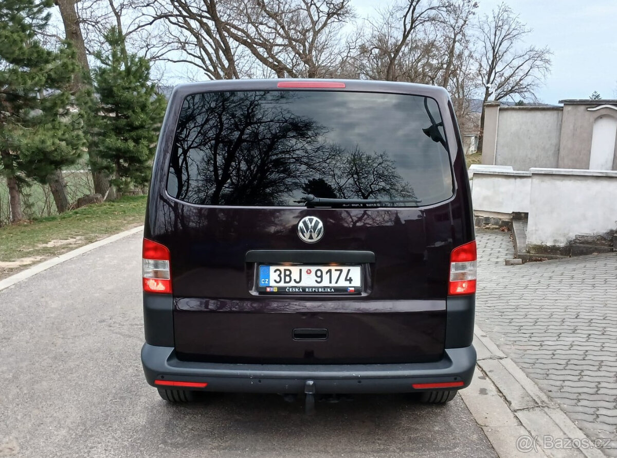 VW CARAVELLE T5.1,AC,8míst,161tkm,CEBIA,TZ,1.maj,DPH - 7