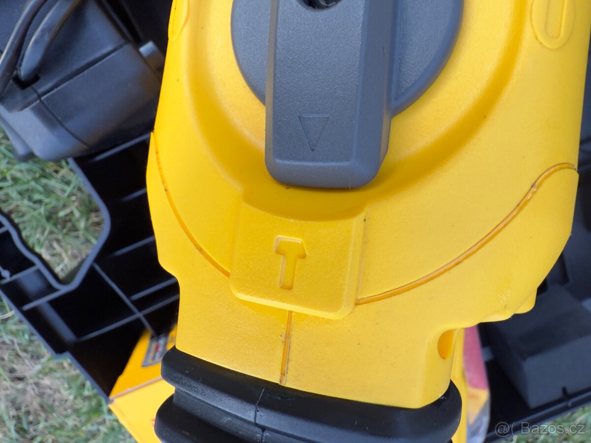 Dewalt DCH832 aku bouraci kladivo sds max - 7