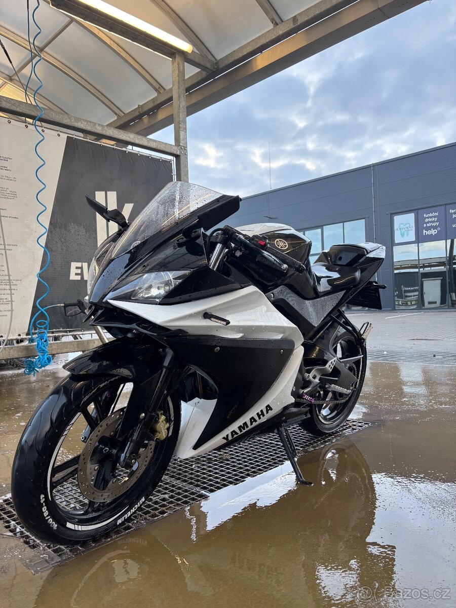 Yamaha yzfr 125 - 7