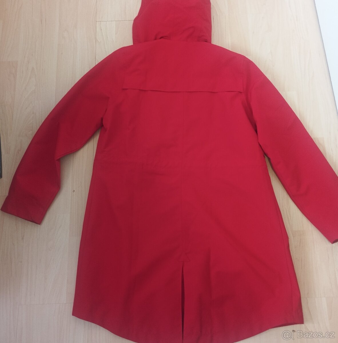 Bunda nepremokavá vel.42 - 7