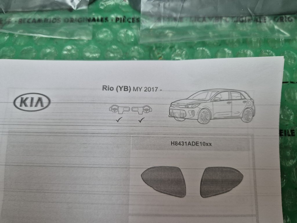 kryty vnějších zrcátek stříbrné Kia Rio (YB) H8431ADE10SL - 7