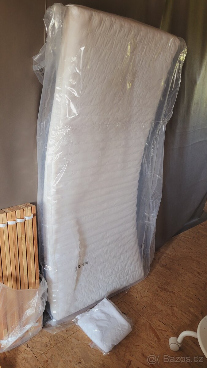 dětská postel IKEA KRITTER dřevěná, antialergická matrace - 7