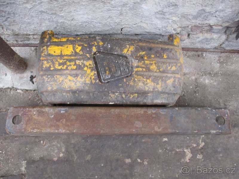 JCB 3CX / 4CX - pístnice - hydraulický válec - 7