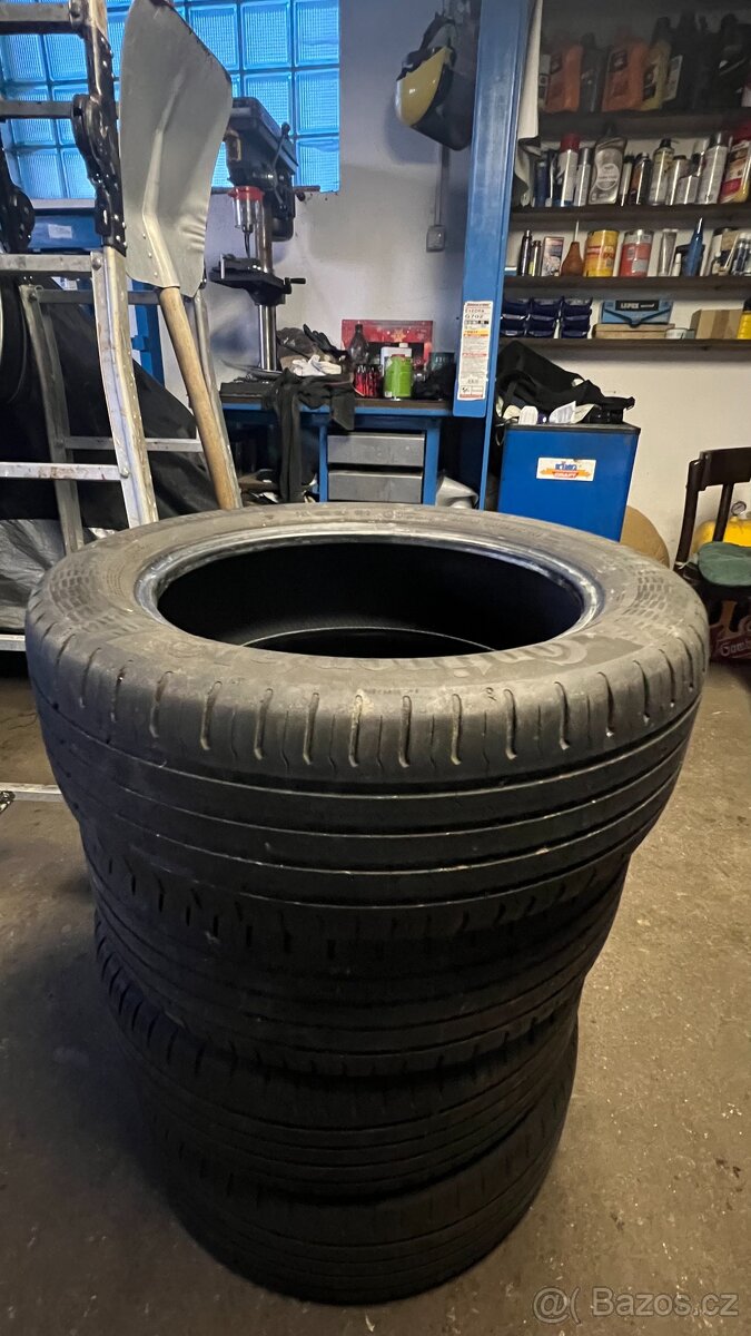Letní pneu Continental 215/55 R17 - 7