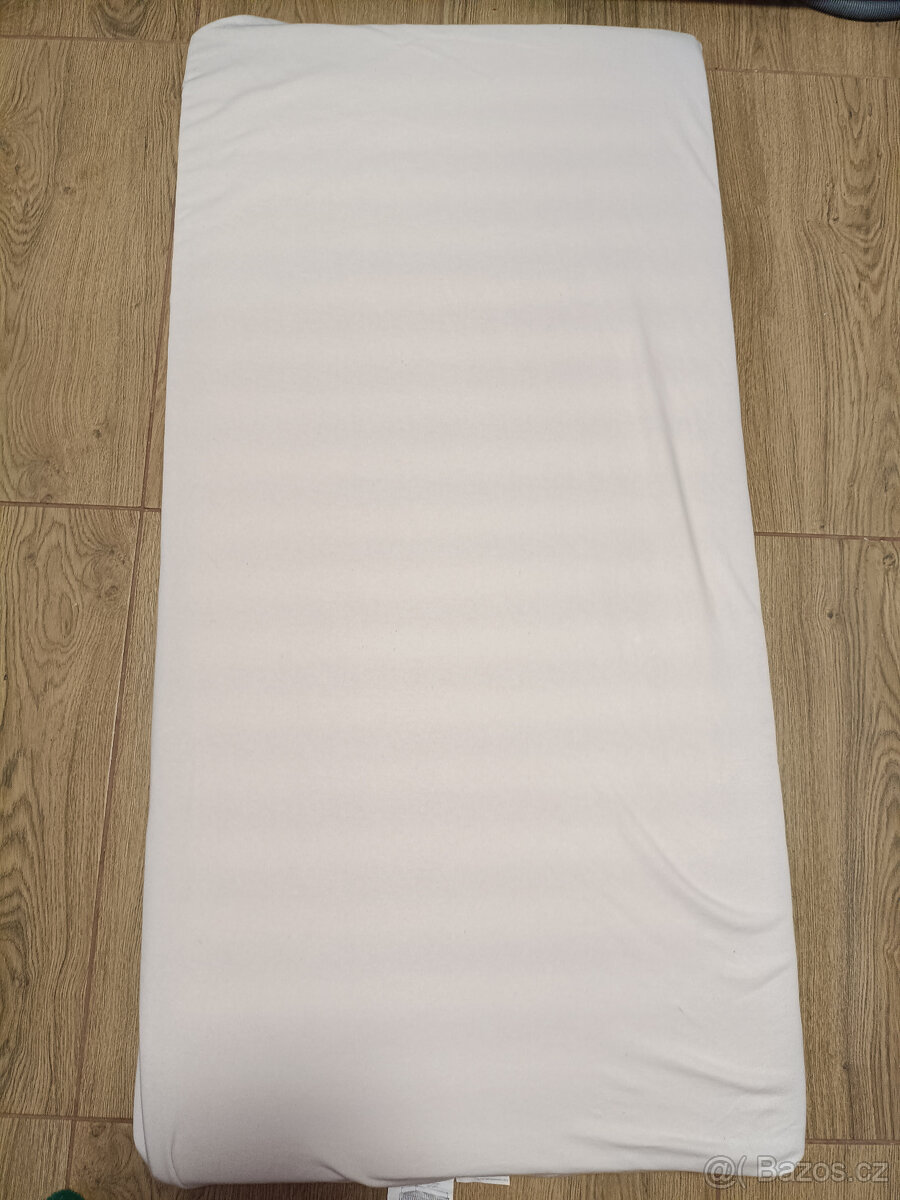 IKEA dětská matrace+ nepromokavé prostěradlo - 7