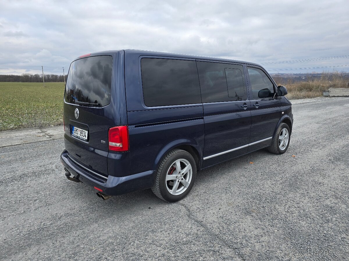 VW Multivan T5.1 2.0TDi Highline - 7