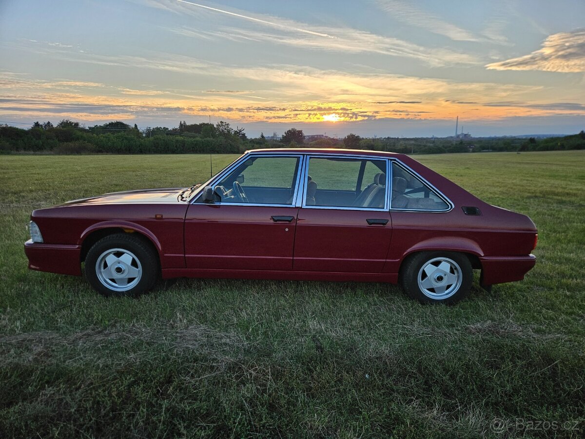 Tatra 613/4 Mi motor 4,4 - 7