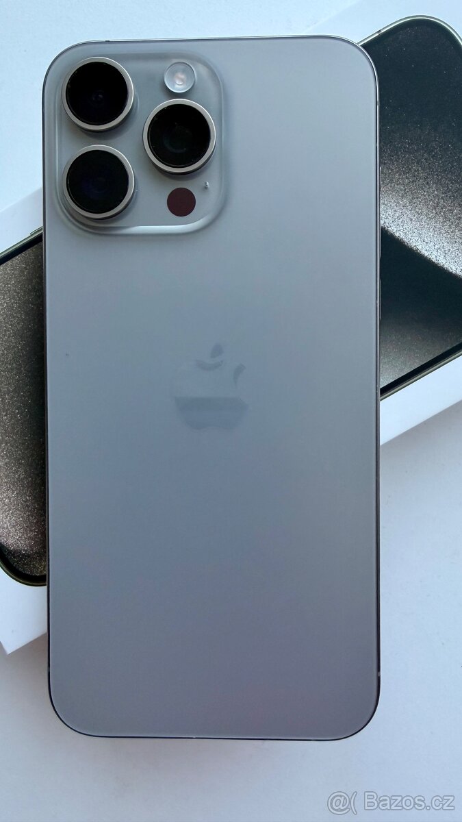 iPhone 15 Pro Max, 256GB - 7