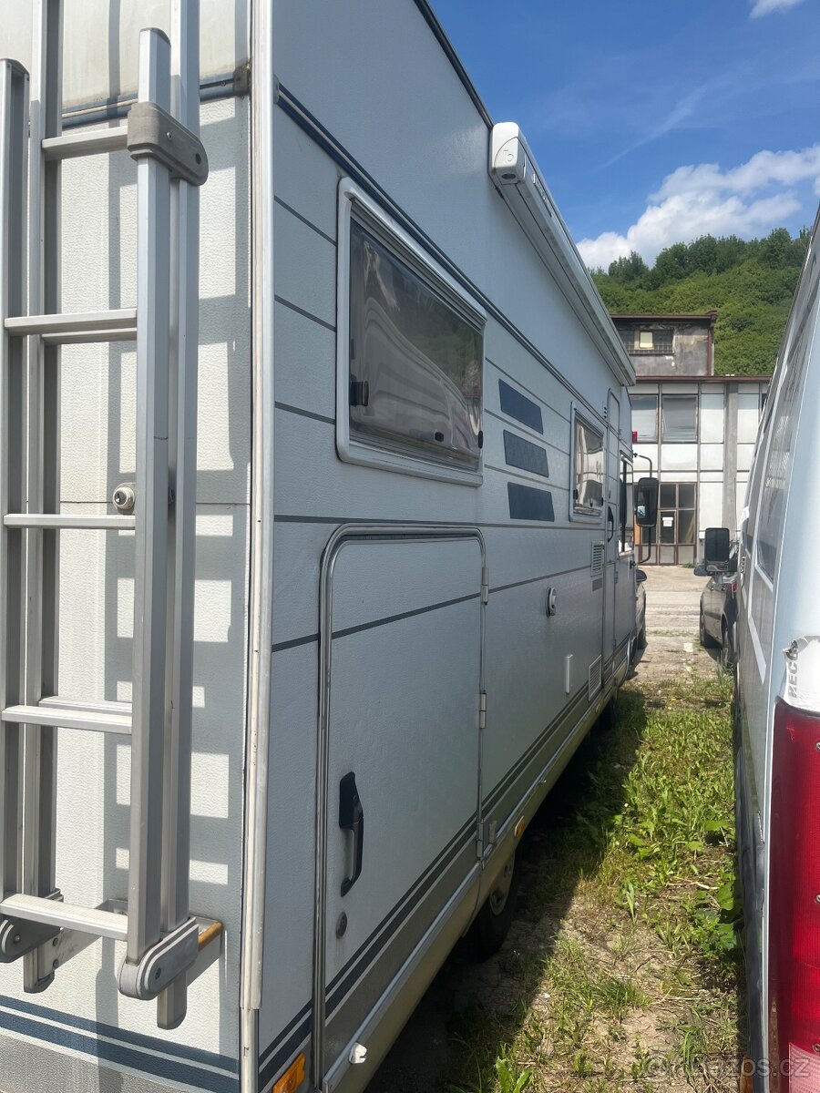Obytný automobil Hymer - 7