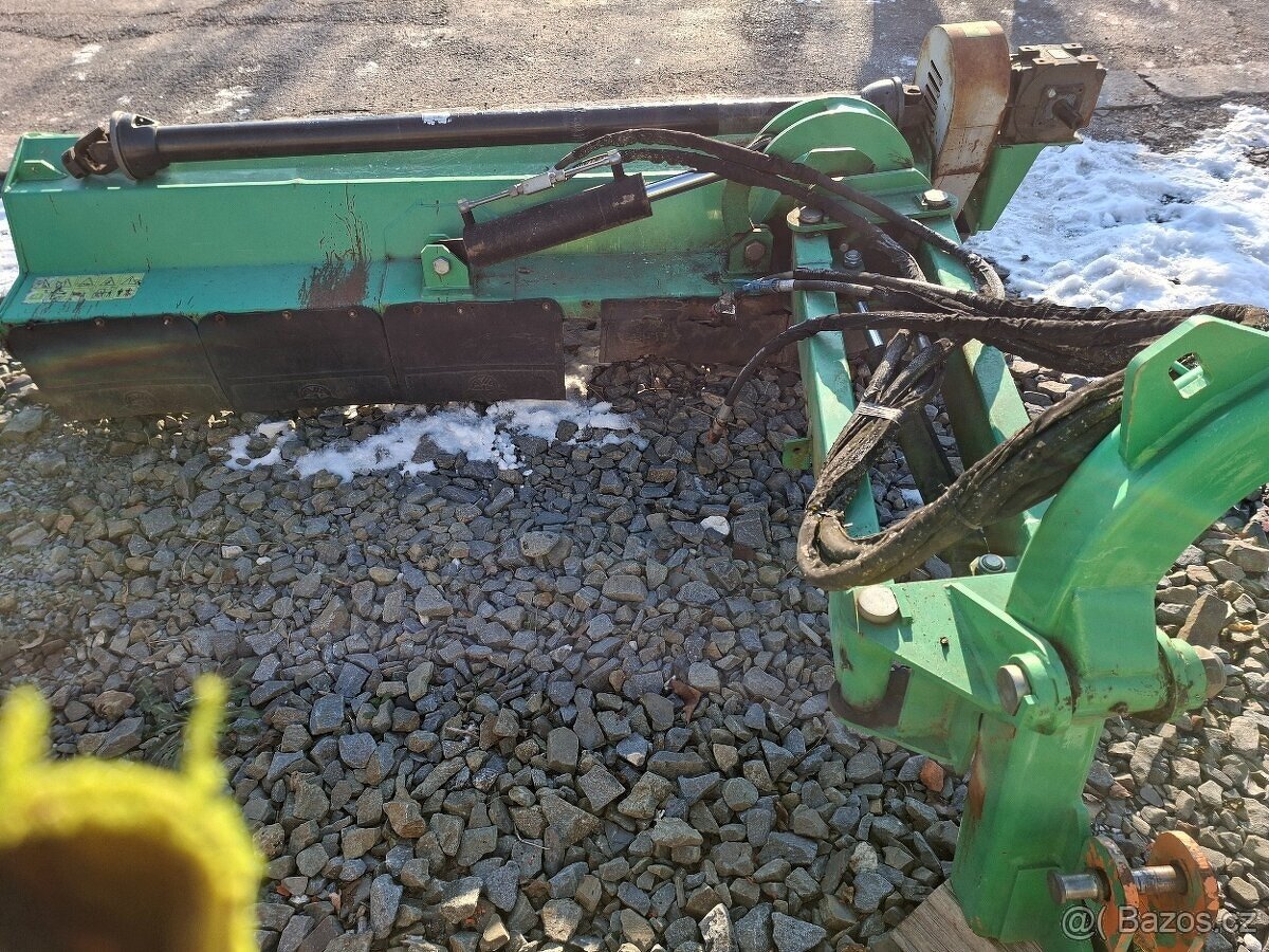 Svahový mulčovač RMZ 220 - 7
