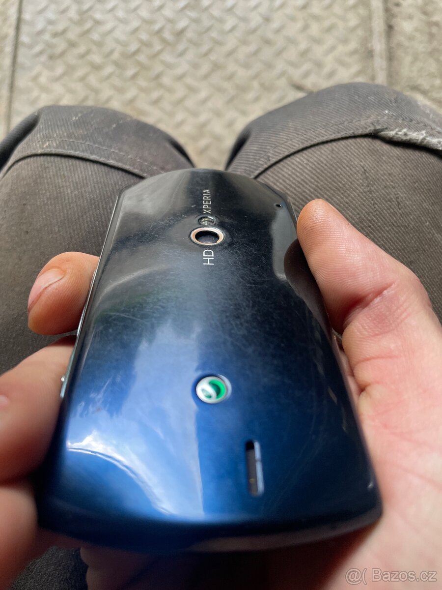 Sony Xperia - 7