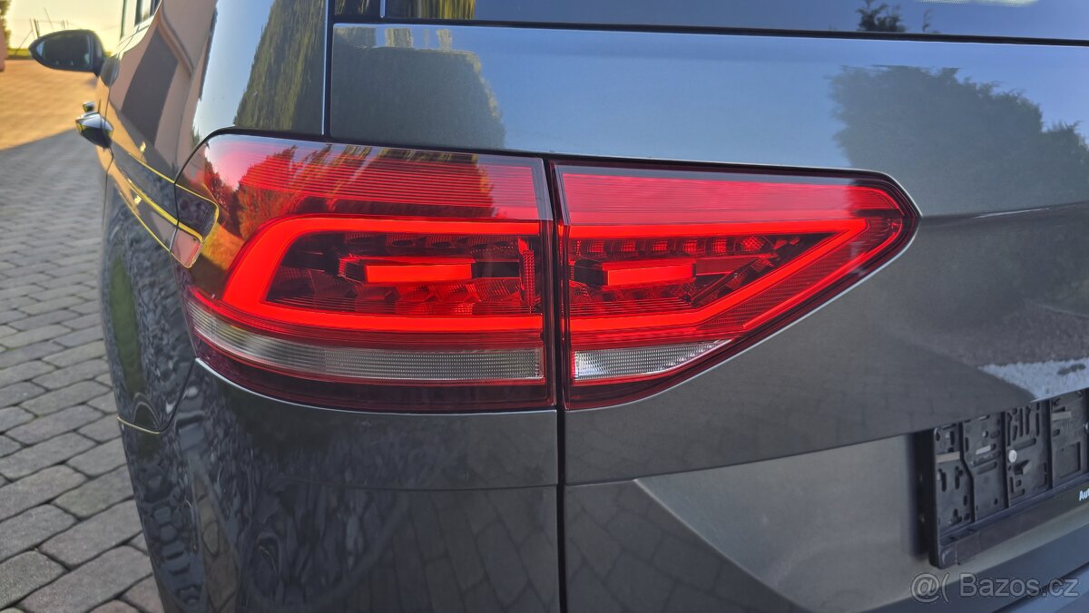 VW Touran Highline R-Line 1.4 TSI 110 kw DSG - 7