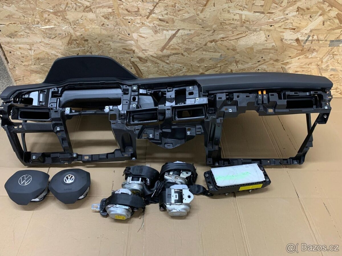 Airbagová sada Volkswagen golf 8 s novou deskou - 7