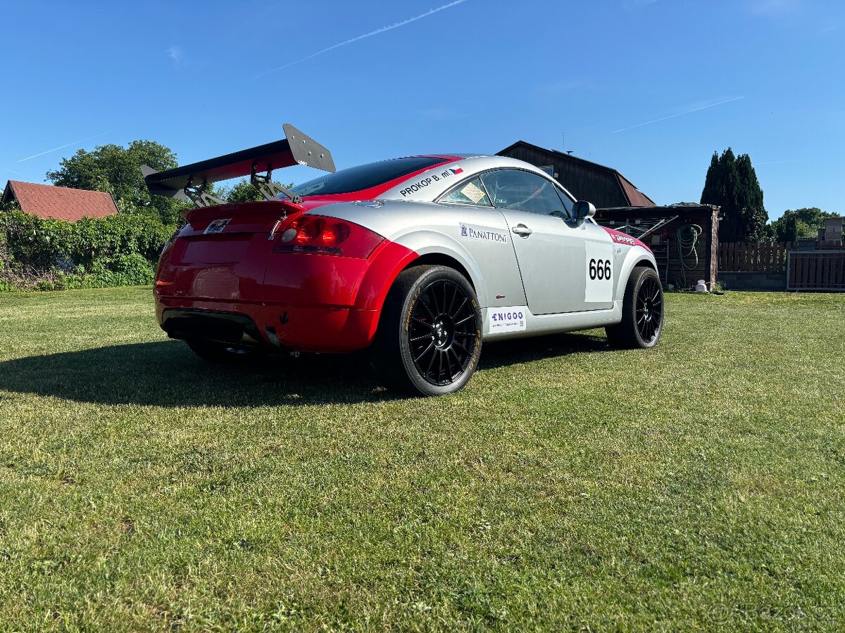 Audi TT závodní - 7