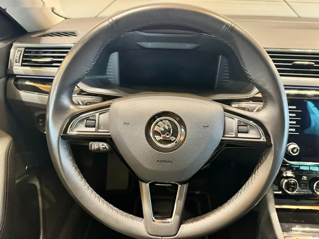 Škoda Superb, 2.0 TDi 140 Kw DSG 4x4 L&K - 7