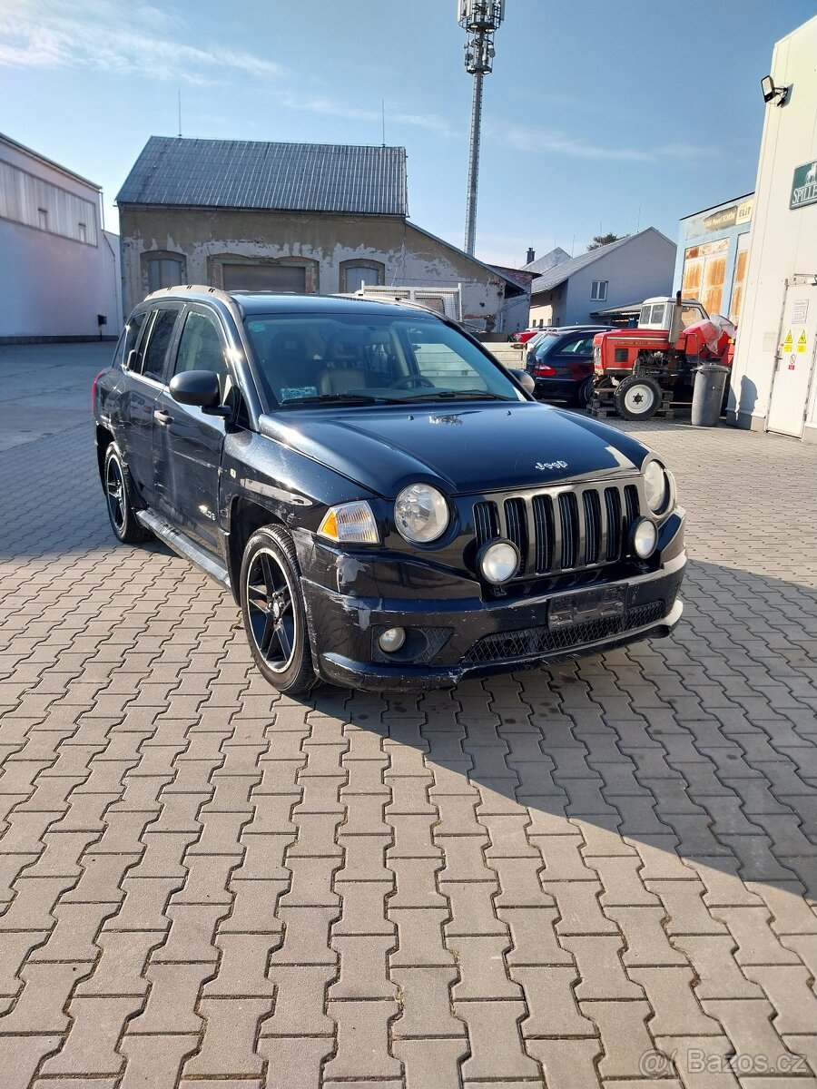 Jeep Compass 2.0 TDi 103 kW, ČTĚTE - 7