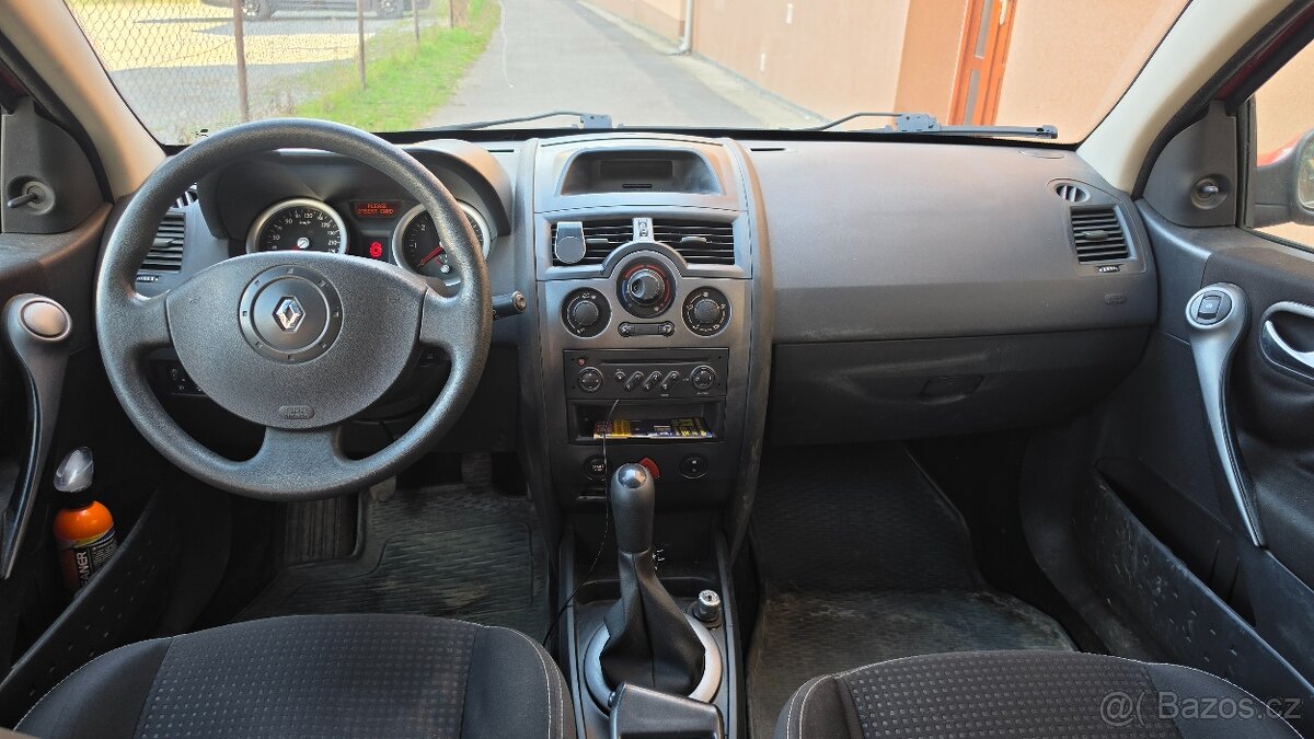 Renault Megane 1.4 16V - 7
