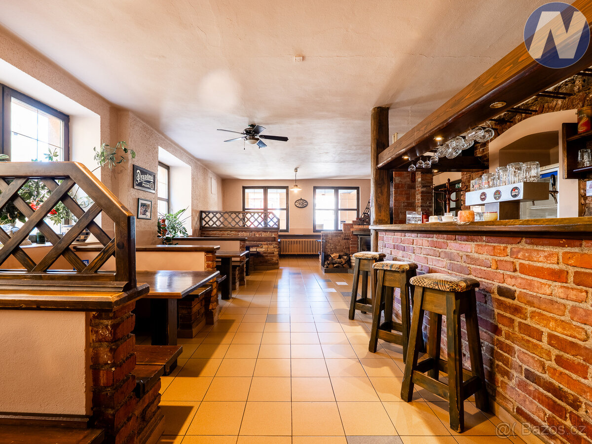 Prodej komerčního objektu, Komenského, Husinec - 7