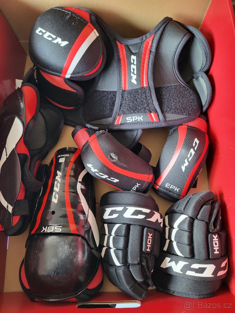 Startovací hokejová výzbroj CCM - 7
