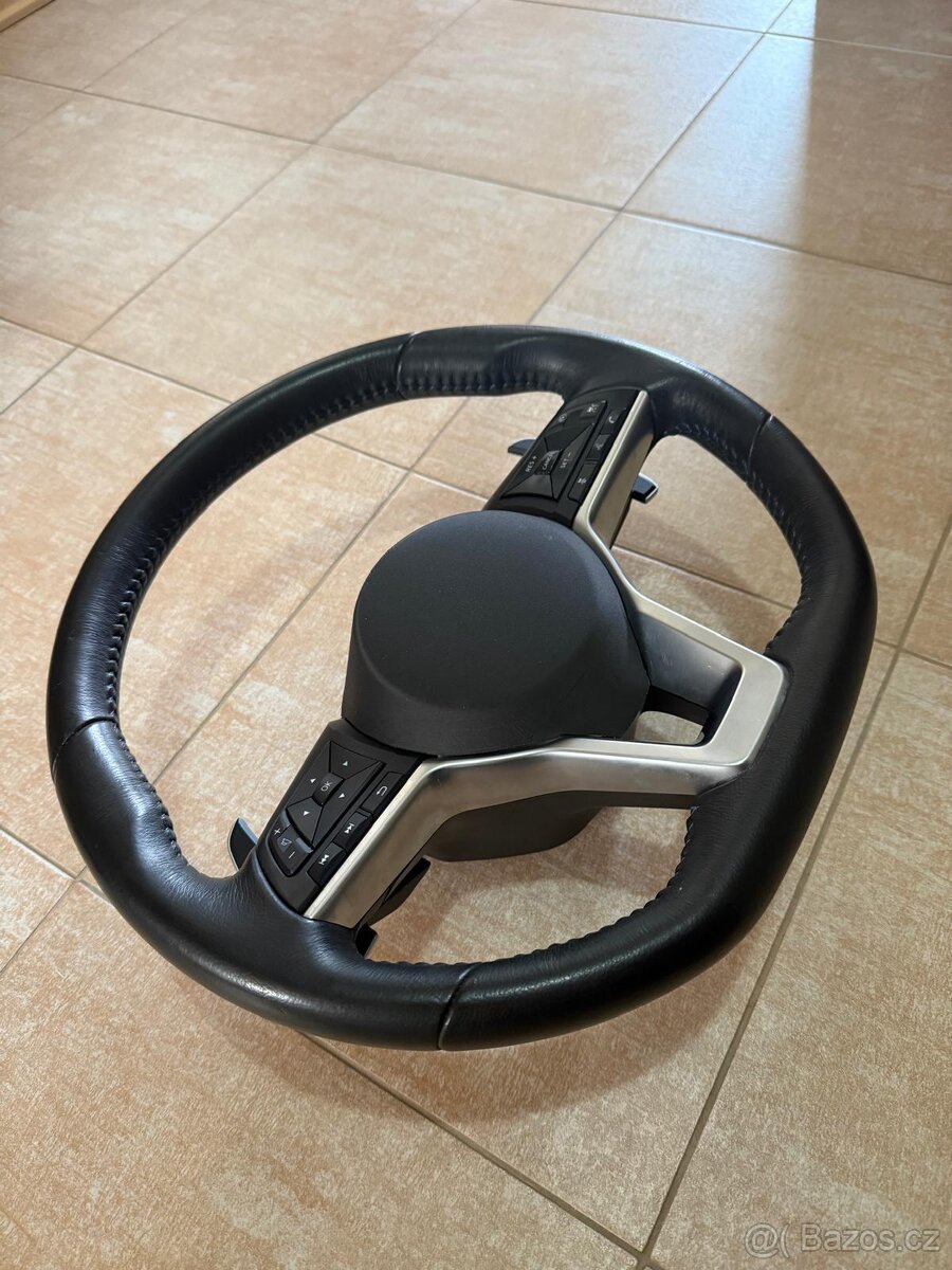 NISSAN PATROL Y60/Y61 - UPRAVENÝ VOLANT - 7