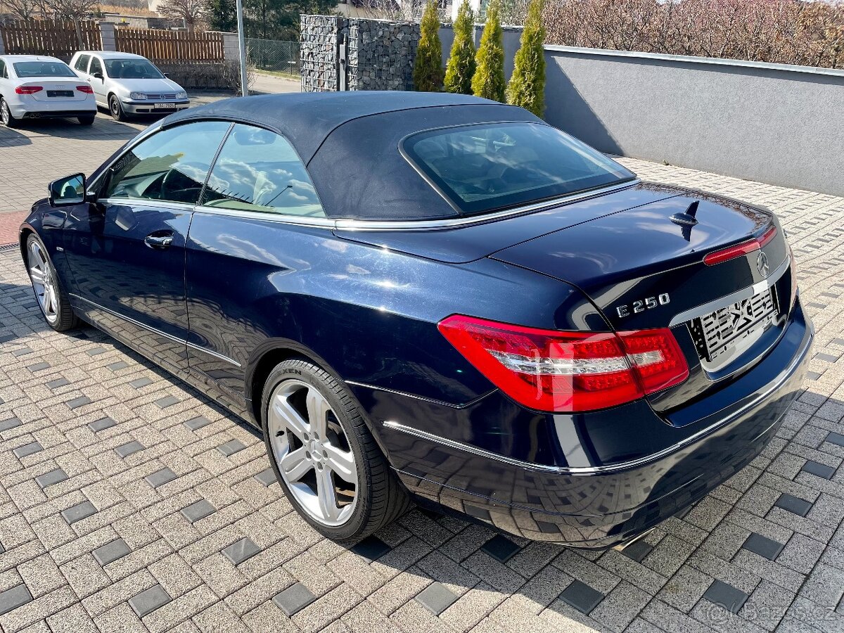 Mercedes-Benz Třídy E250CDI kabrio PODZIMNÍ CENA - 7