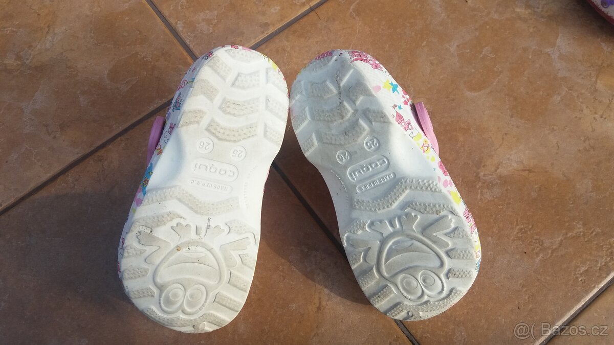 Nazouváky - glosy- Crocs a Coqui - 7