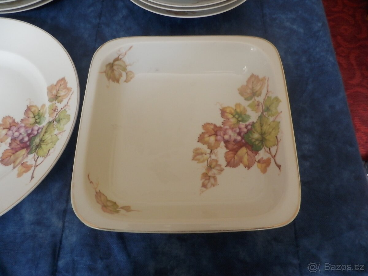 Stará porcelánová jídelní sada zn.Epiag Stern - 7