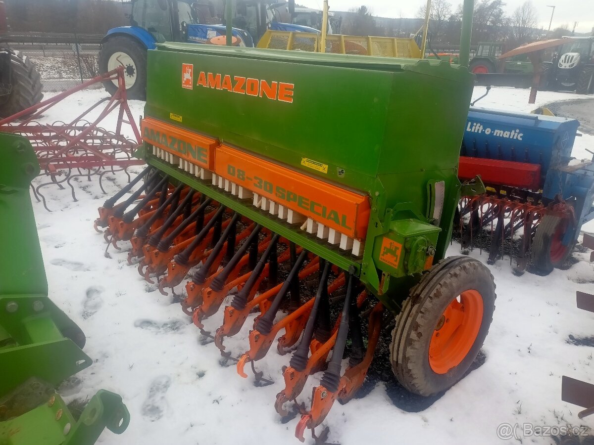 Secí stroj Amazone D 8 - 7