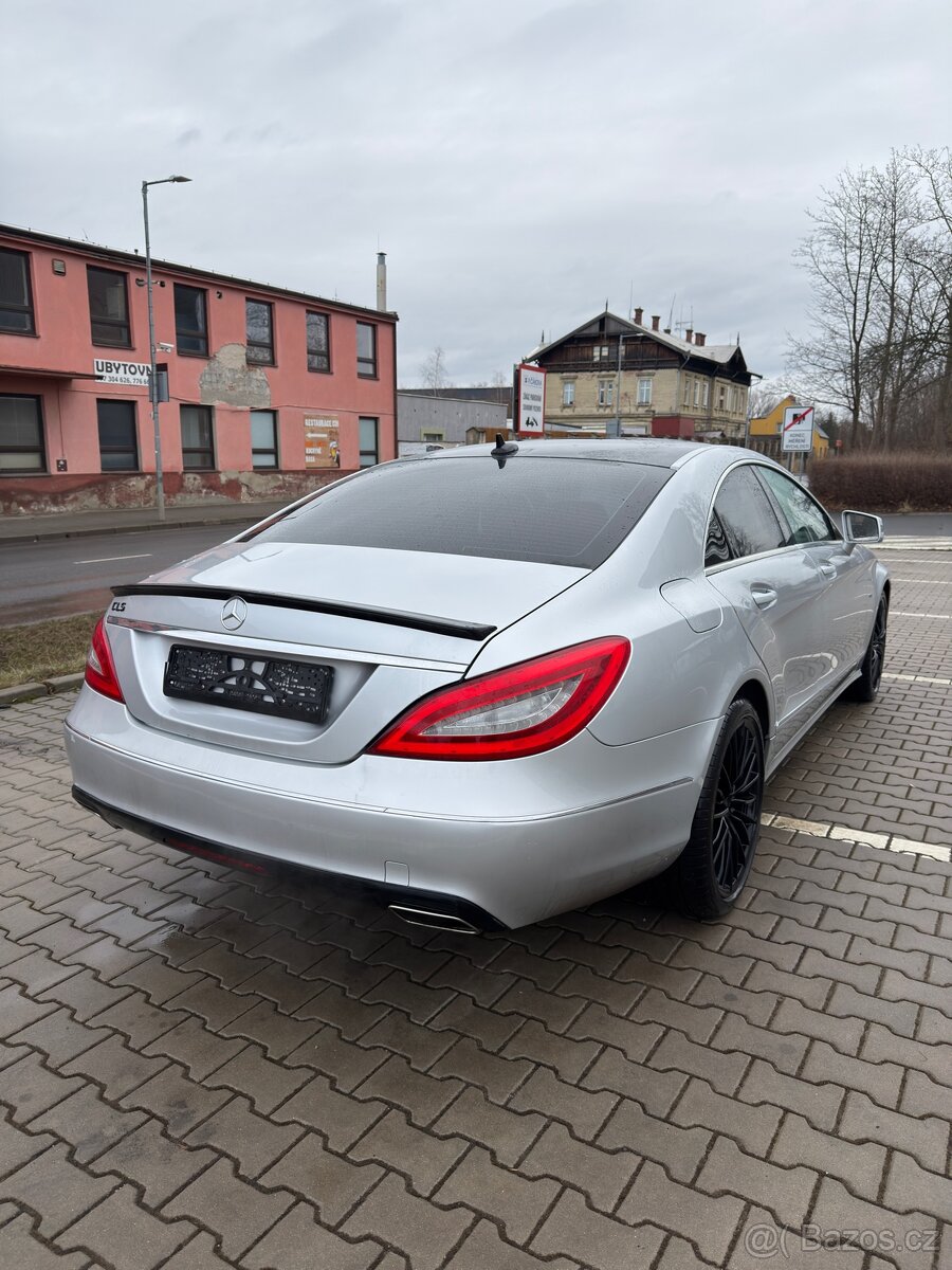 Mercedes Benz CLS350cgi - 7