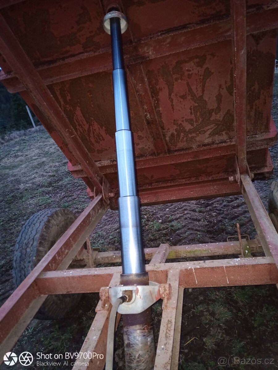 Sklápěcí kára - 7