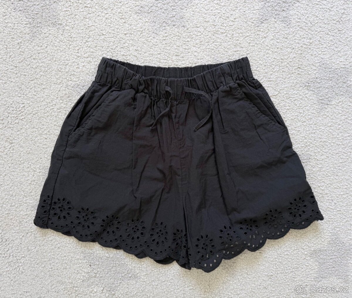Kraťasy HM, vel. 134/140 - 7