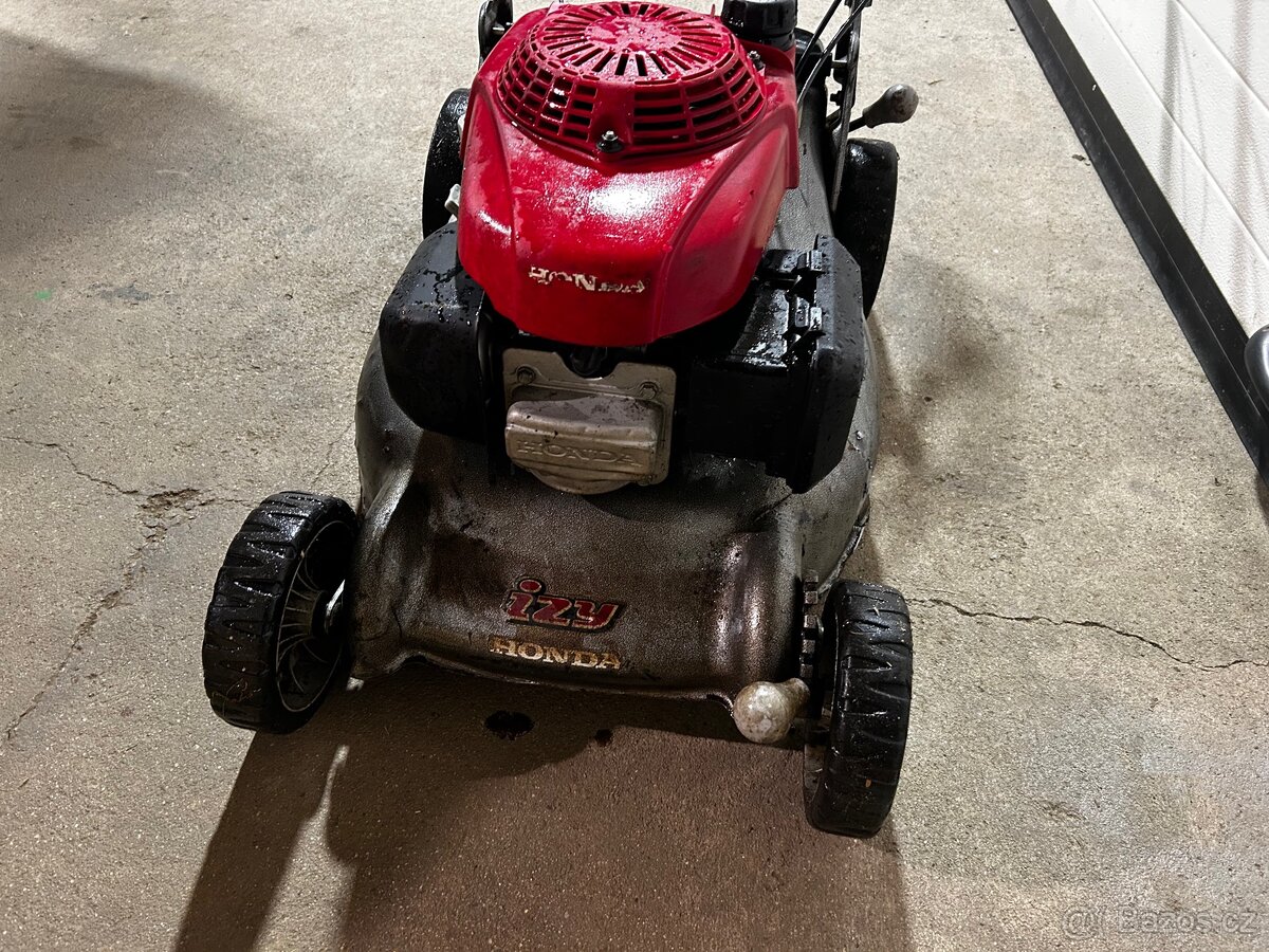 Sekačka Honda HRS 536 - 7