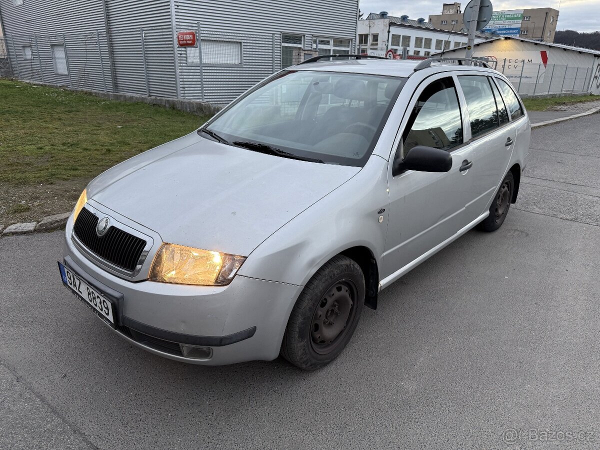 Pronájem vozů na rozvoz jídla - Škoda Fabia - 7