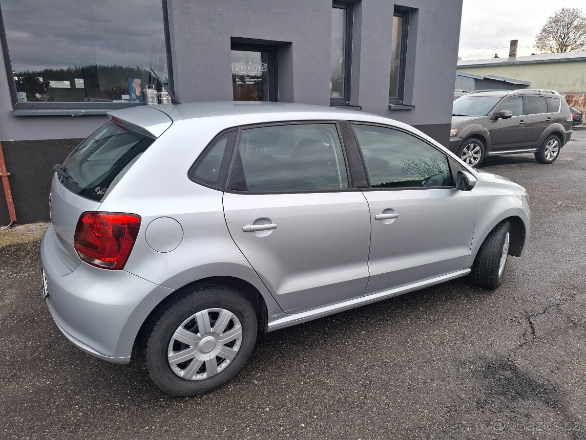 POLO 1.2 12V r.10 170000 km-doloženo, VELMI SOLIDNÍ, PO STK - 7