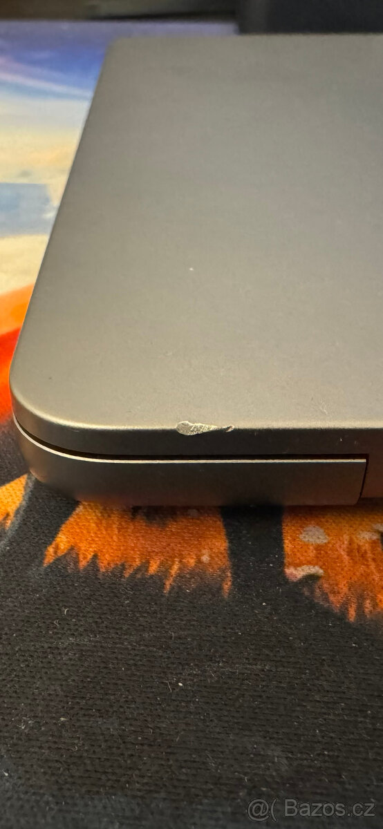 MacBook Air 13,6" M3 (2024) – skvělý poměr výkon/cena - 7