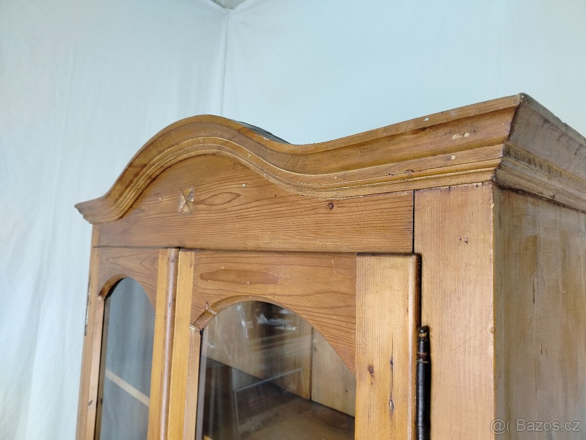 Kuchyňský kredenc - 7