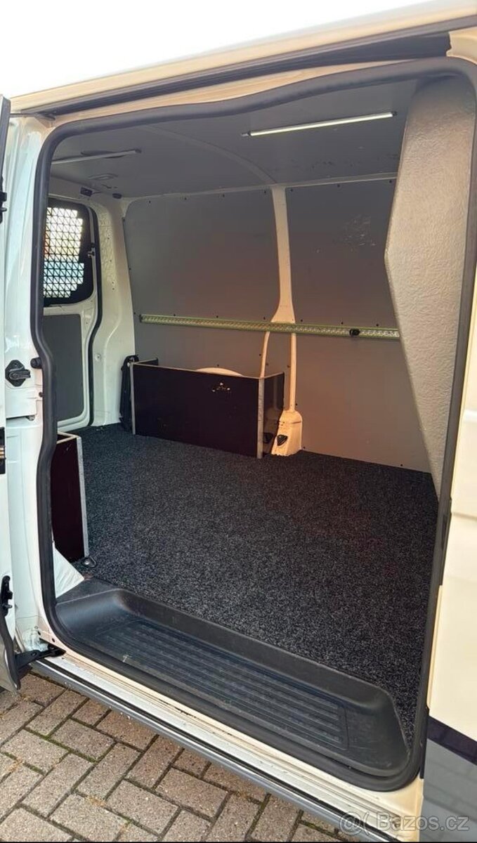 VW T5 Transporter 1.9 TDI 75 kW - 7