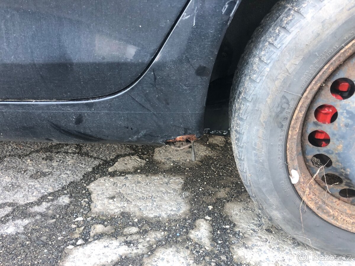 VW Golf VI 2.0TDI-CRko KLIMA PARKOVACÍ LOKÁTOR - 7