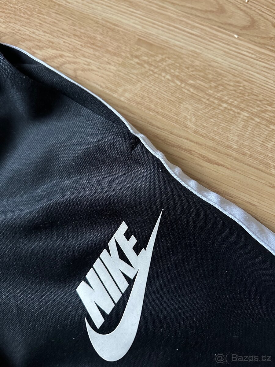 Pánské tepláky značky Nike - 7