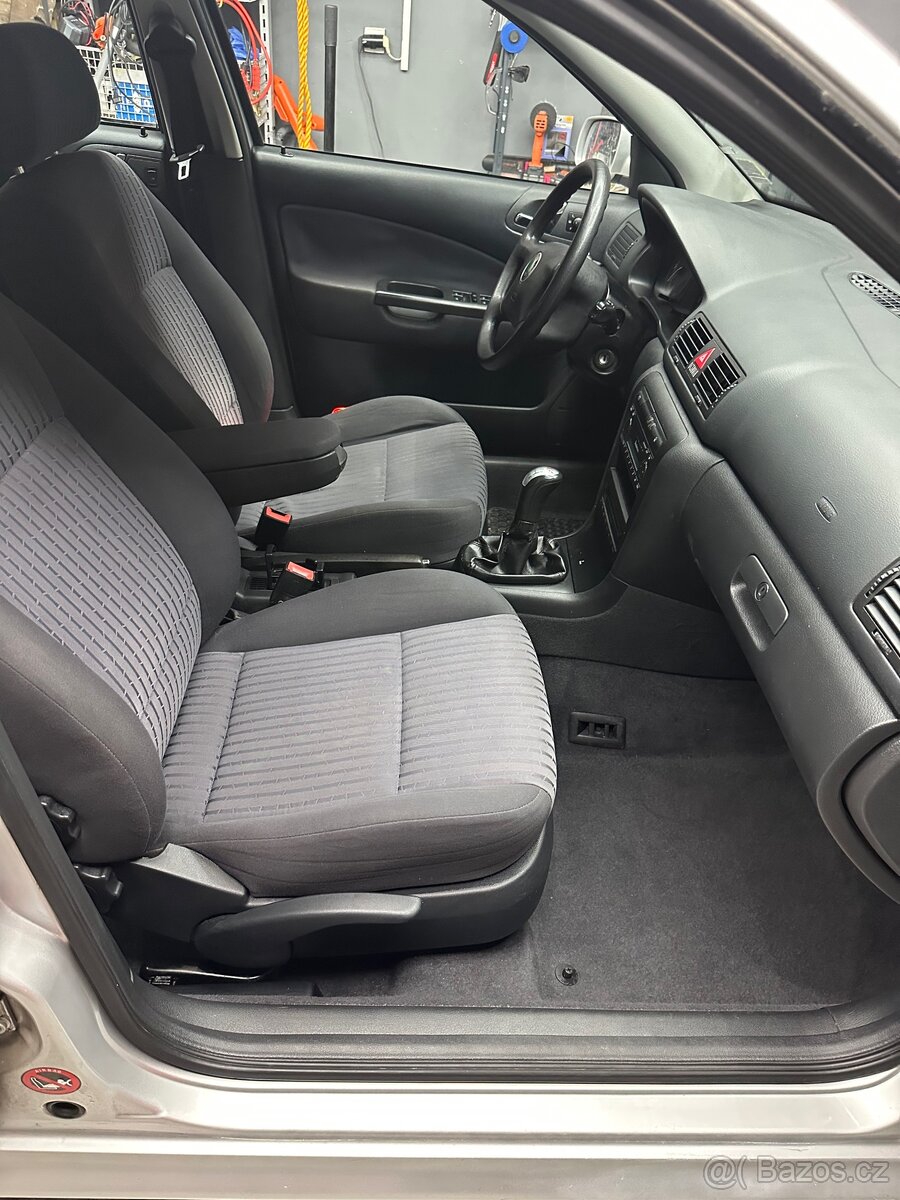 Škoda Octavia 1.9tdi - 7