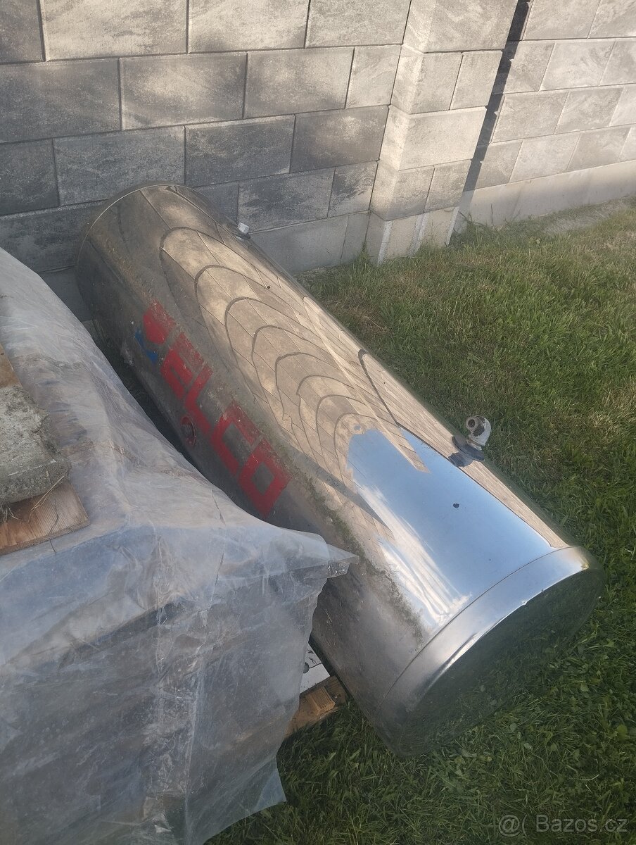 Bojler s výměníkem k solárnímu ohřevu vody - 7